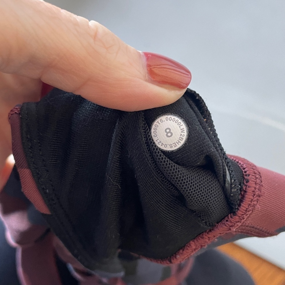 Lululemon I 8 - Picture 5 of 9